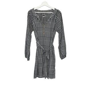 Mud Pie Houndstooth Plaid Long Sleeve Belted Dress Black Medium